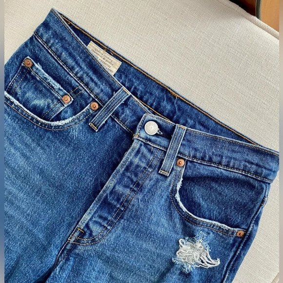 NWOT Levi’s Premium 501 Blue  Distressed Hem Denim Jeans Size 24-25 - Picture 5 of 15